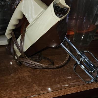 Vintage sunbeam mixer