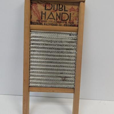 Vintage Wooden Dubi Handi Columbus Washboard