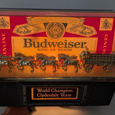 Vintage Budweiser Beer Clydesdale Horse Team Bar Light Up Display Sign