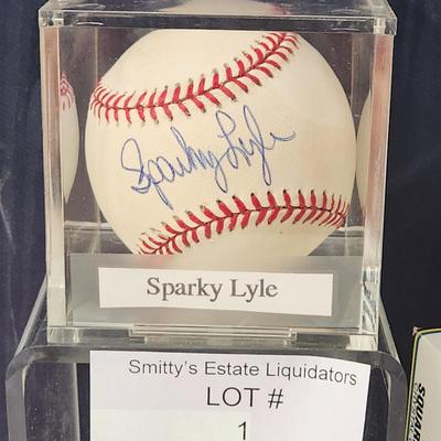 Sparky Lyle OMLB Signed Autographed Baseball In Collectors Case
