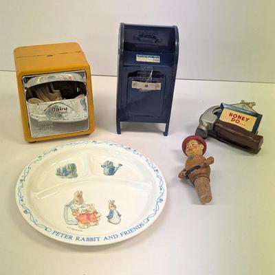 Vintage Home Decor Honey Do Clip Peter Rabbit Plate Dairy Queen Napkin Holder