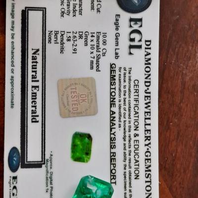 Emerald 10 cts