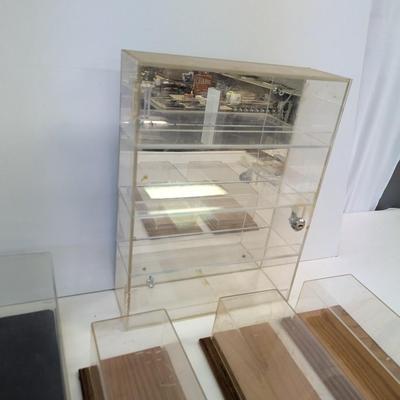Plastic/Wood Display Containers For Model Cars
