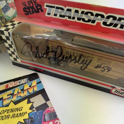 Racing Champions Racing Team NASCAR Die-Cast Vehicles Signed Robert Pressley Alliance Racing Team Choice 1