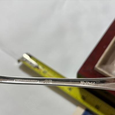 Vintage 1847 Roger’s Bros. Daffodil Flatware