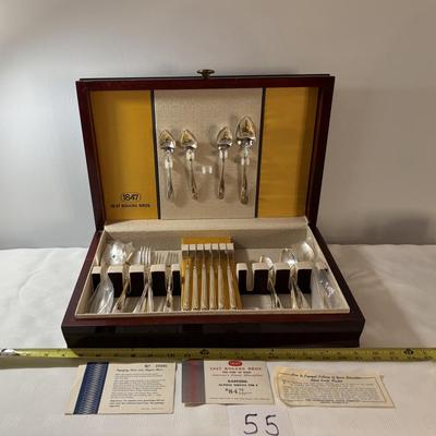 Vintage 1847 Roger’s Bros. Daffodil Flatware
