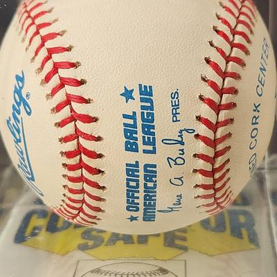 Ron Guidry OMLB Signed Autographed Baseball In Collectors Case