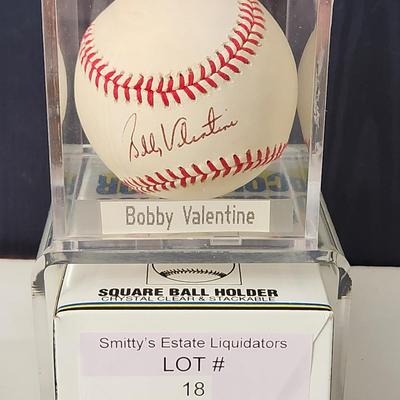 Bobby Valentine OMLB Signed Autographed Baseball In Collectors Case