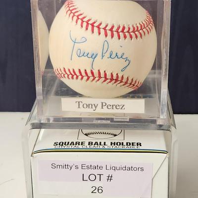 Tony Perez OMLB Signed Autographed Baseball In Collectors Case