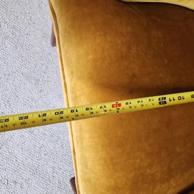 Mid Century Tufted Accent Arm Chair
