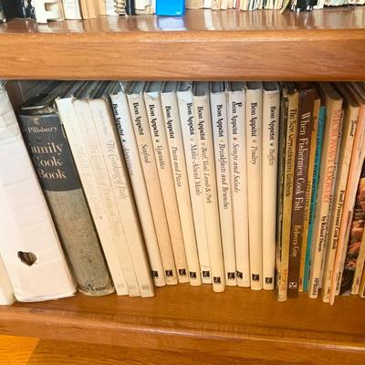Cookbooks Lot