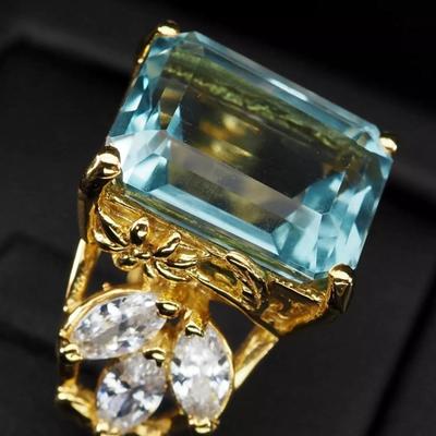 Opulent Sea Blue Aquamarine Baguette 12.40Ct 925 Sterling Silver Ring