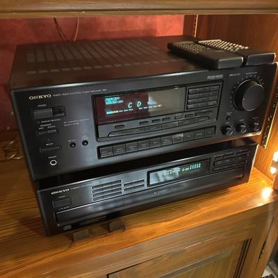 Onkyo TX-sv515pro Receiver and 6 Disc CD Changer