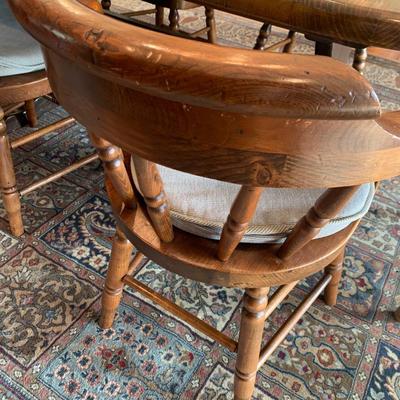 Dining Table & Chairs
