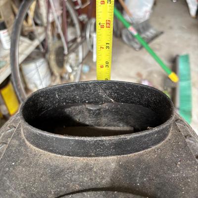 LOT 29: Klein Strove Co., Phila., PA Cast Iron Pot Belly Stove