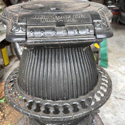 LOT 29: Klein Strove Co., Phila., PA Cast Iron Pot Belly Stove