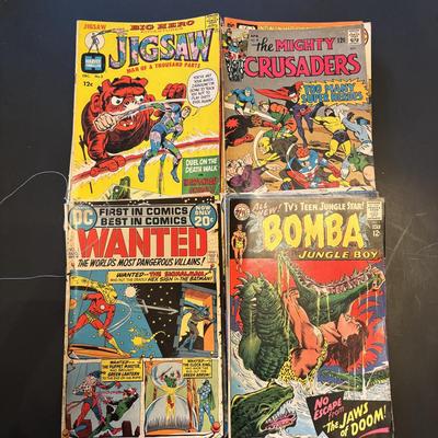 LOT 62 Marvel, DC & More Comic Book Collection: Sandman, Shazam, Flash & many others