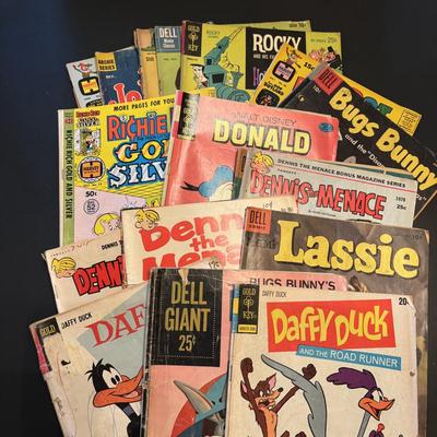 LOT 65: Comic Book Collection: Looney Tunes, Ritchie Rich, Woody Woodpecker, Popeye and More