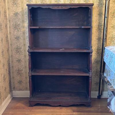 LOT 70: Vintage Chippendale Style Bookcase