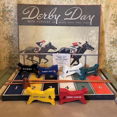 LOT 76: Antique Derby Day Parker Brothers 1930s Horse Race Game