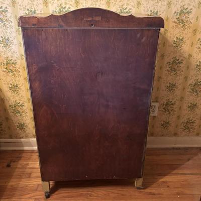 LOT 77: Ready to Refurbish Finds: Chest of Drawers & Table