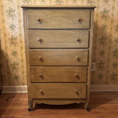 LOT 77: Ready to Refurbish Finds: Chest of Drawers & Table