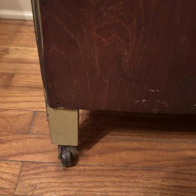 LOT 77: Ready to Refurbish Finds: Chest of Drawers & Table