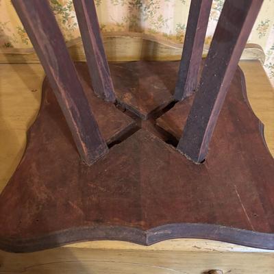 LOT 77: Ready to Refurbish Finds: Chest of Drawers & Table