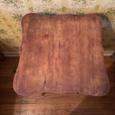 LOT 77: Ready to Refurbish Finds: Chest of Drawers & Table