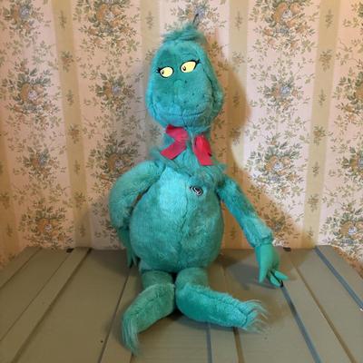 LOT 78: Toys R Us 35th Birthday Elmo, Macys Thanksgiving 2002 Kermit Frog Plush w/Camera, Macy's 2001 Curious George Macy's...