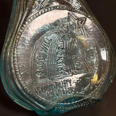 LOT 81:Woodbury Heights & Pitman Commemorative Bottles, Fort Mercer, National Park Ashtray, Philadelphia Masonic Temple Plate, The...