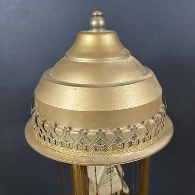 LOT 95: Vintage Tabletop Mineral Oil Rain Drip Lamp