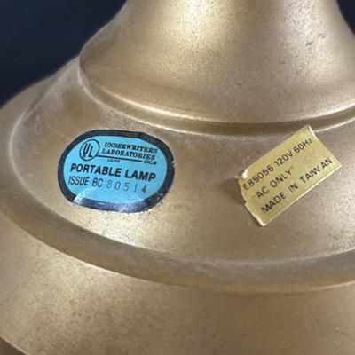 LOT 95: Vintage Tabletop Mineral Oil Rain Drip Lamp
