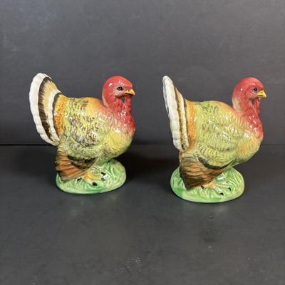 LOT 98: Fall Collection: Paper Decorations, Macy's Day Parade Musical Snow Globe, Lefton Turkey Salt/Pepper Shakers, Glass Pumpkin