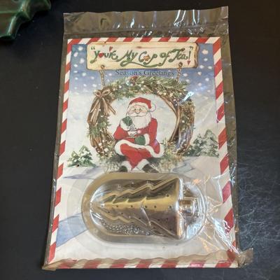 LOT 108: Ceramic Hanging Lanterns/Votive Holders and Holiday Decor