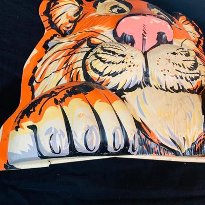 LOT 244: Vintage Esso Gasoline Molded Plastic Mascot Tiger Head Tank Topper