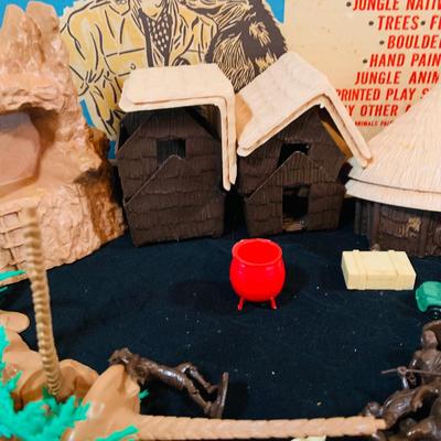LOT 248: Vintage Daktari Jungle Play Set Based on the 1967 TV Show by Marx Includes Animals, Toy Soldiers, Trees Hut Fence and Much More