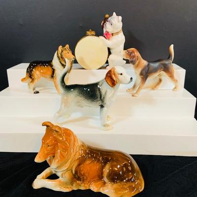 LOT 252: Collection of Vintage Porcelain Dogs Made In Japan