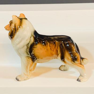 LOT 252: Collection of Vintage Porcelain Dogs Made In Japan
