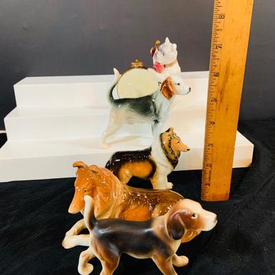 LOT 252: Collection of Vintage Porcelain Dogs Made In Japan