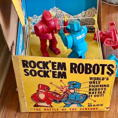 LOT 262: Vintage Rock’Em Sock’Em Robots by Marx with Original Box and Extra Set of Robots