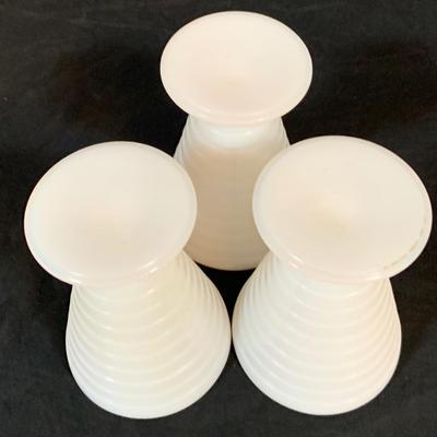 LOT 264: Selection of Milk Glass Bowls, Dishes Cups and Compote