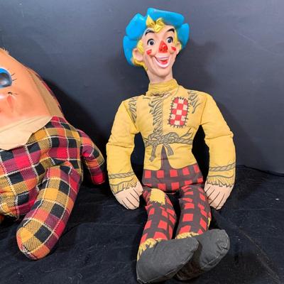 LOT 275: Vintage Plushes: Two (2) Knickerbocker 1959 Huckleberry Hound Toy, Vintage/Antique Humpty Dumpty Doll and More