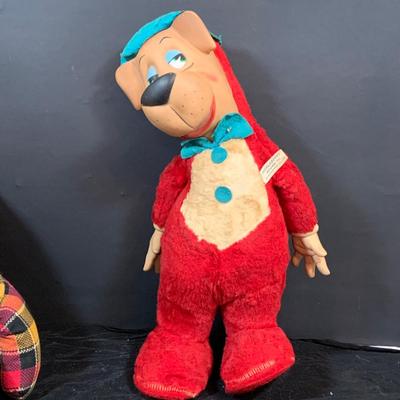 LOT 275: Vintage Plushes: Two (2) Knickerbocker 1959 Huckleberry Hound Toy, Vintage/Antique Humpty Dumpty Doll and More