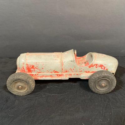 LOT 267: Collection of Vintage Hubley Metal Toys, -Firetruck, Kiddie Car, and Two (2) Trooper Toy Guns