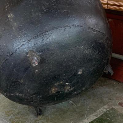 LOT277: Large Cast Iron Cauldron