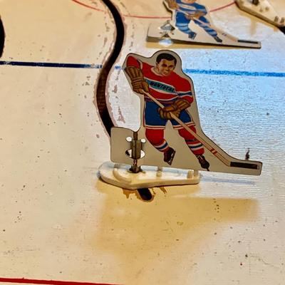 LOT 278: Vintage Sears All-Star Hockey Metal Game by Munro Games