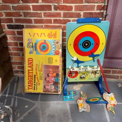 LOT 279: Vintage Targetland Rifle Range Metal Target and Accessories In Original Box