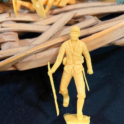 LOT: As Found Basket of Toy Soldiers, WWI Plastic Bi-Planes and More