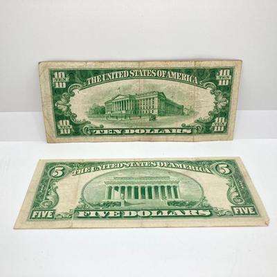 LOT 300: Vintage Paper U.S. Currency - Silver Certificates and More